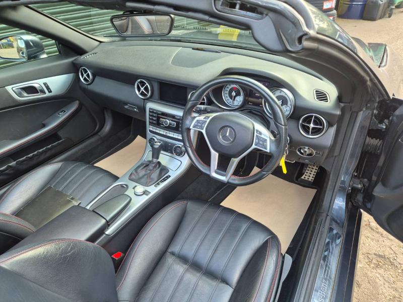 Mercedes-Benz SLK 200