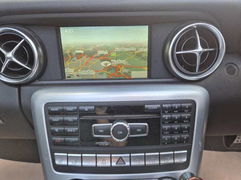 Mercedes-Benz SLK 200