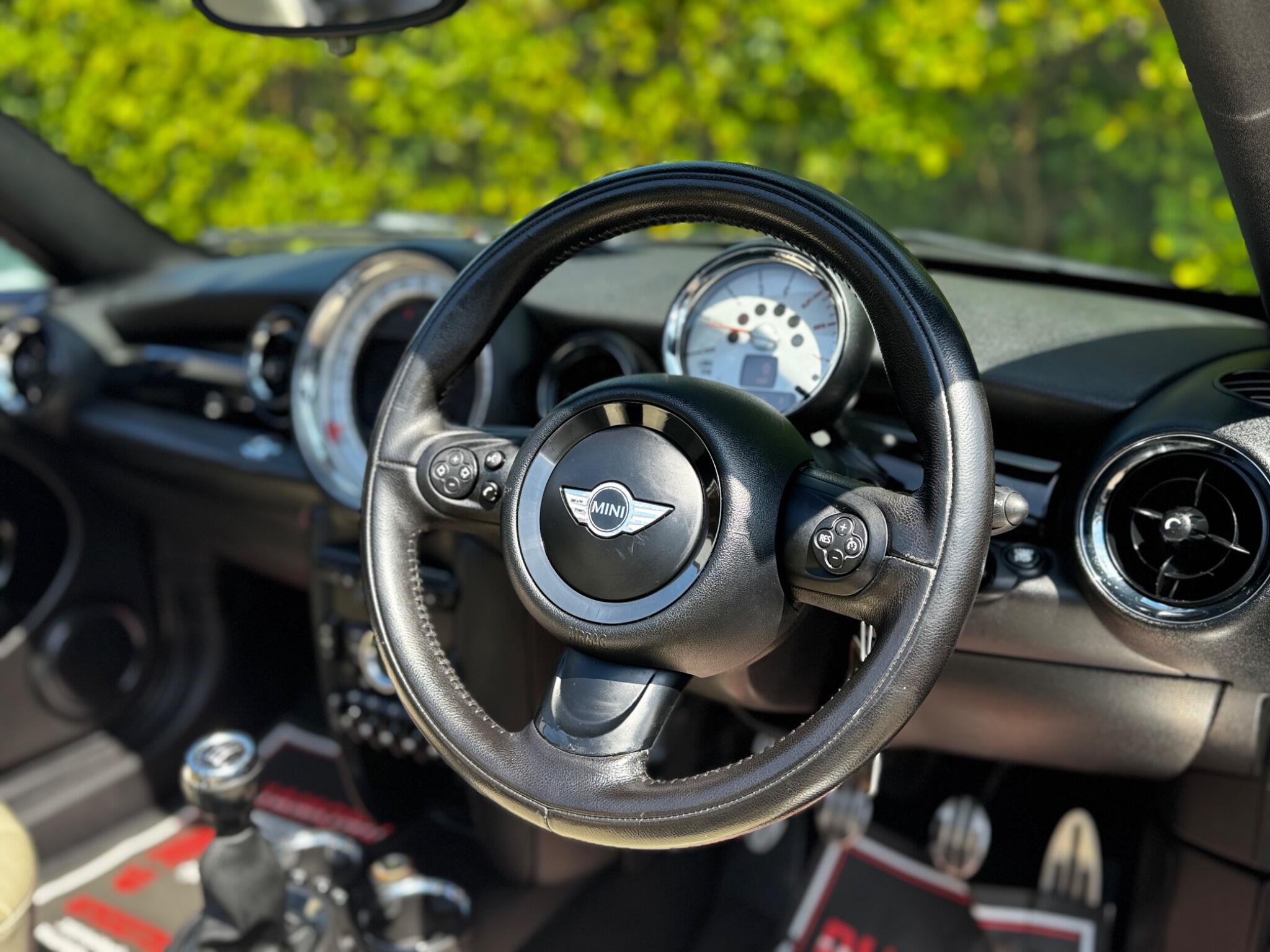 Mini Roadster