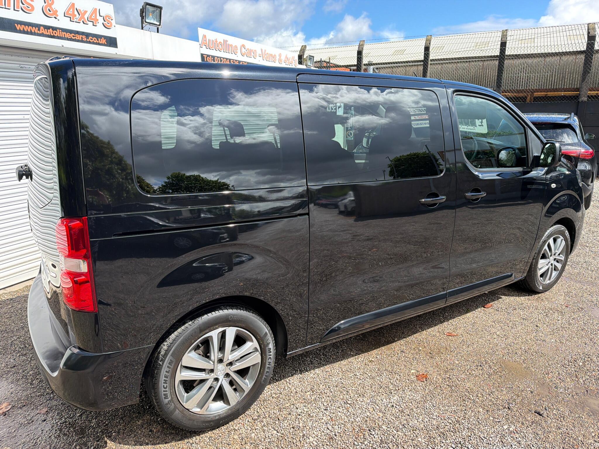 Peugeot Traveller