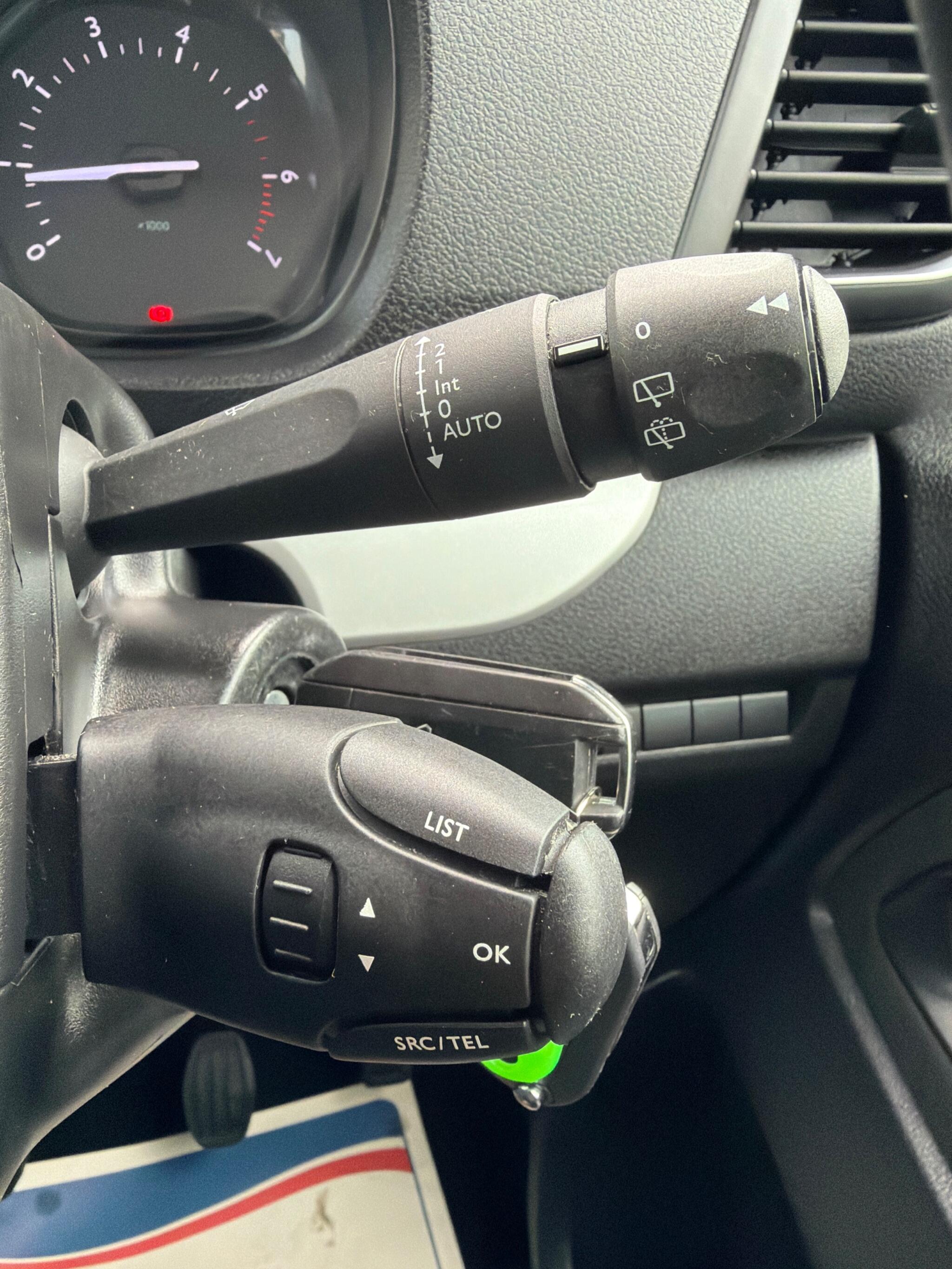 Peugeot Traveller