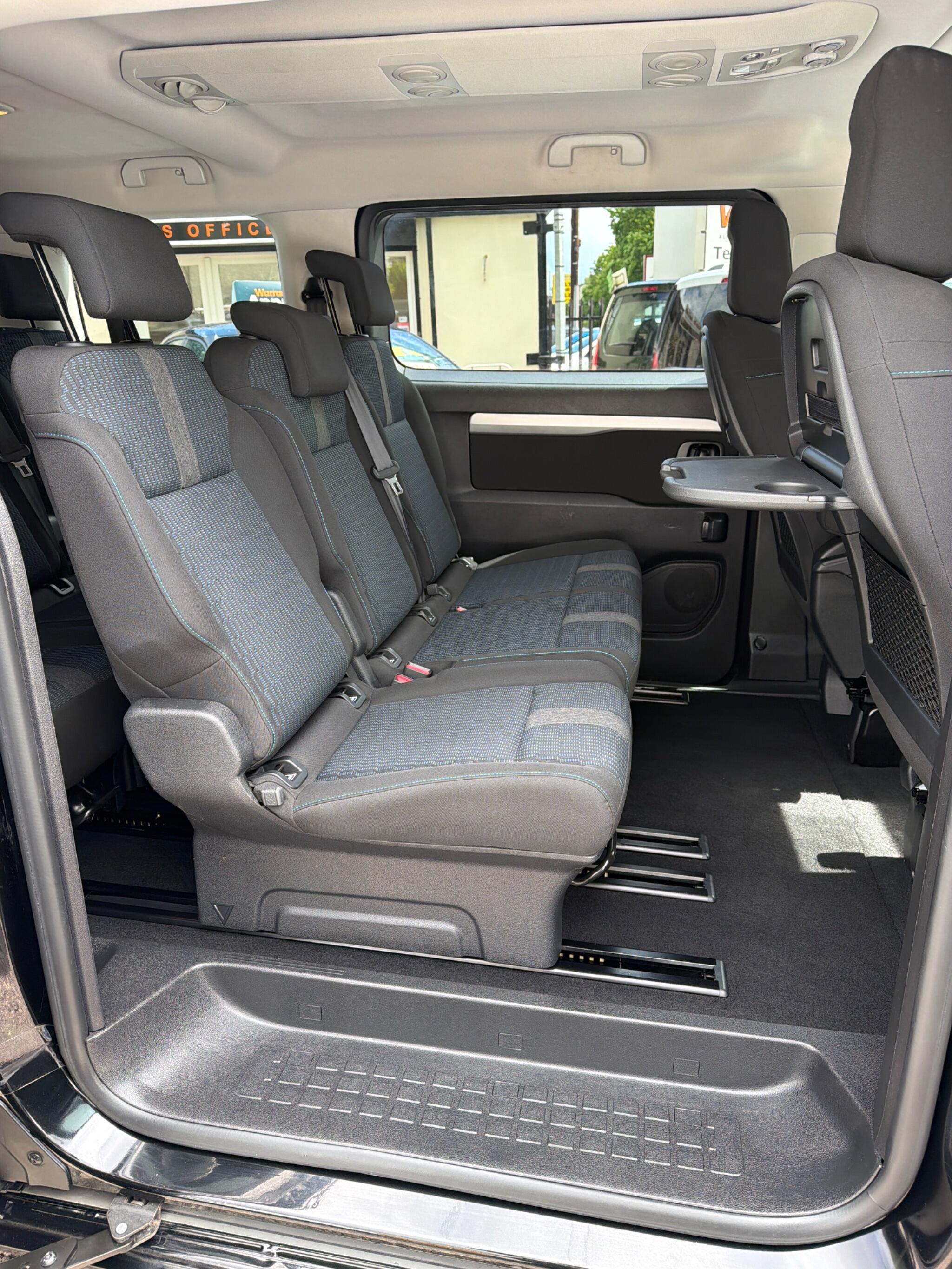 Peugeot Traveller