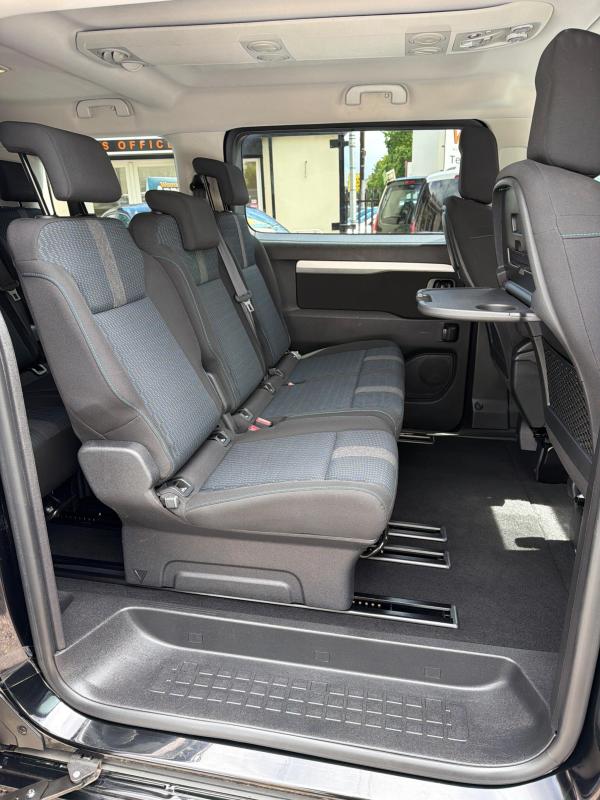 Peugeot Traveller