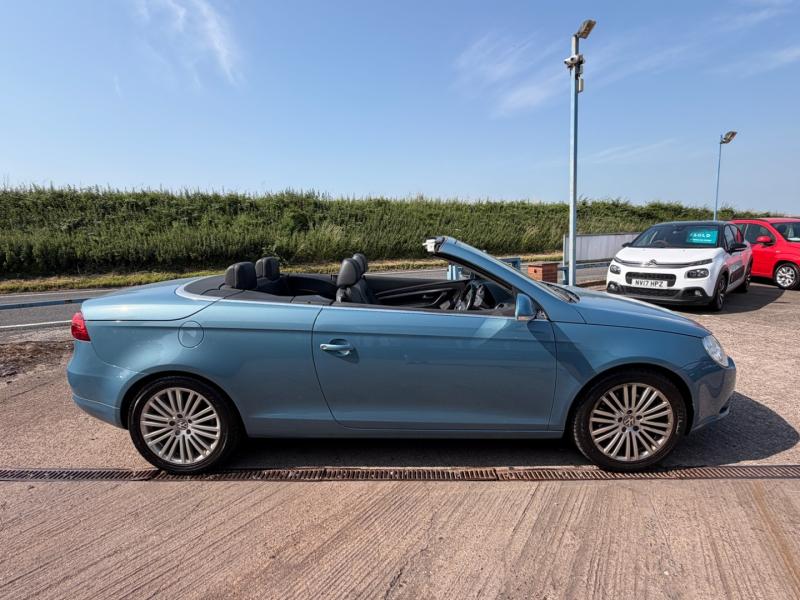 Volkswagen Eos