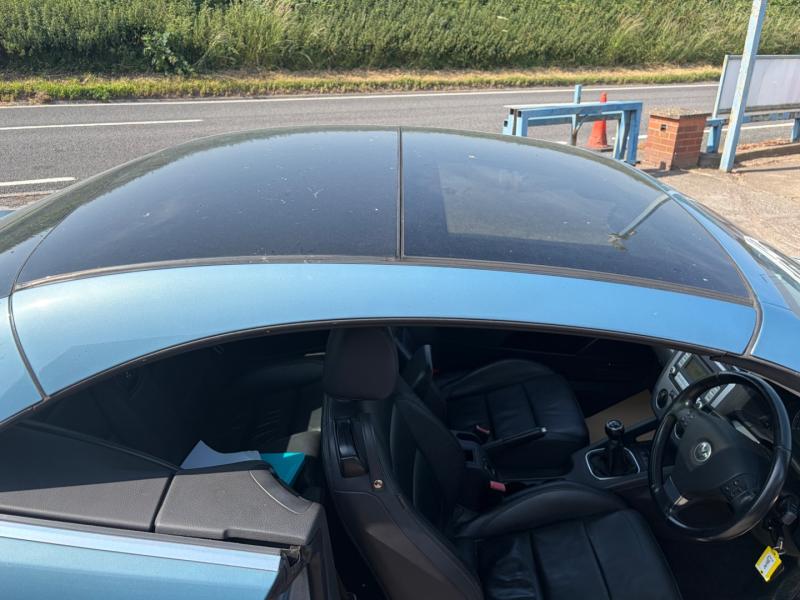 Volkswagen Eos