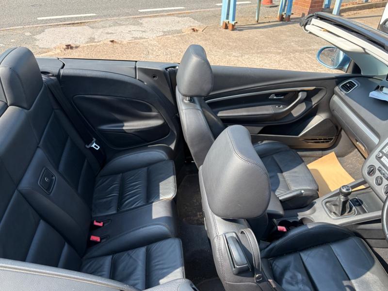 Volkswagen Eos