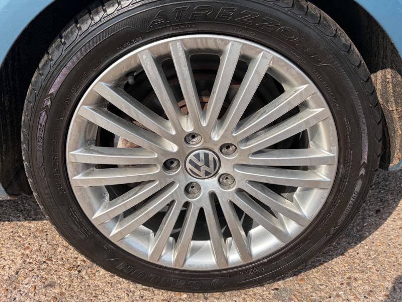 Volkswagen Eos