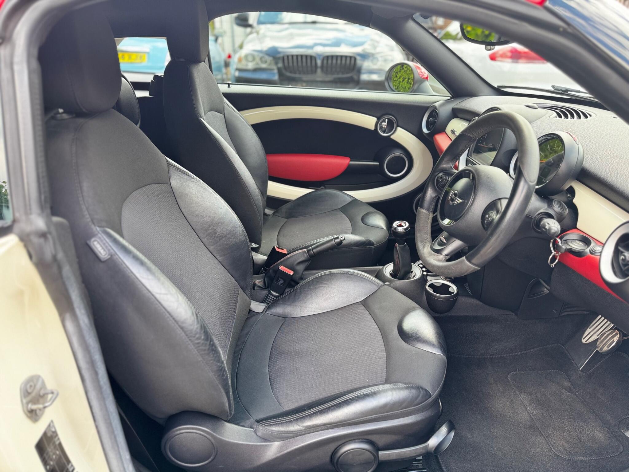 Mini Coupe