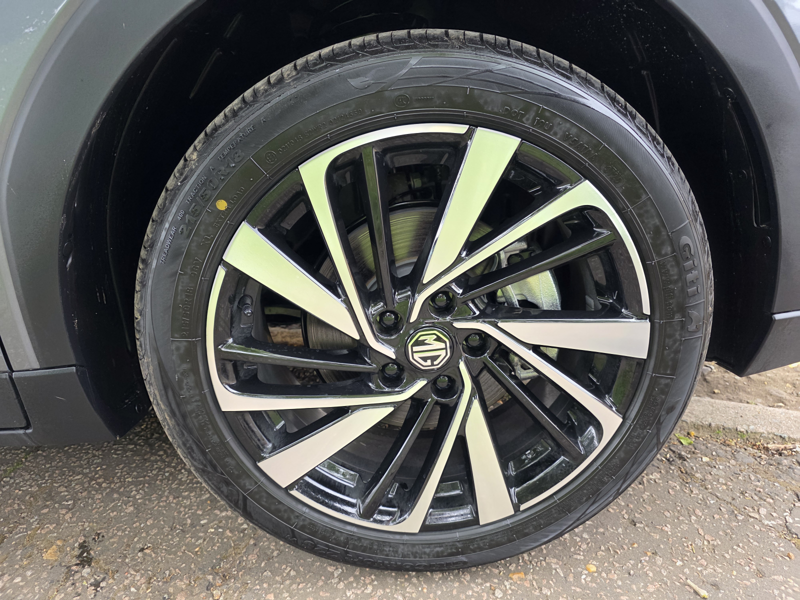 MG Motor UK ZS