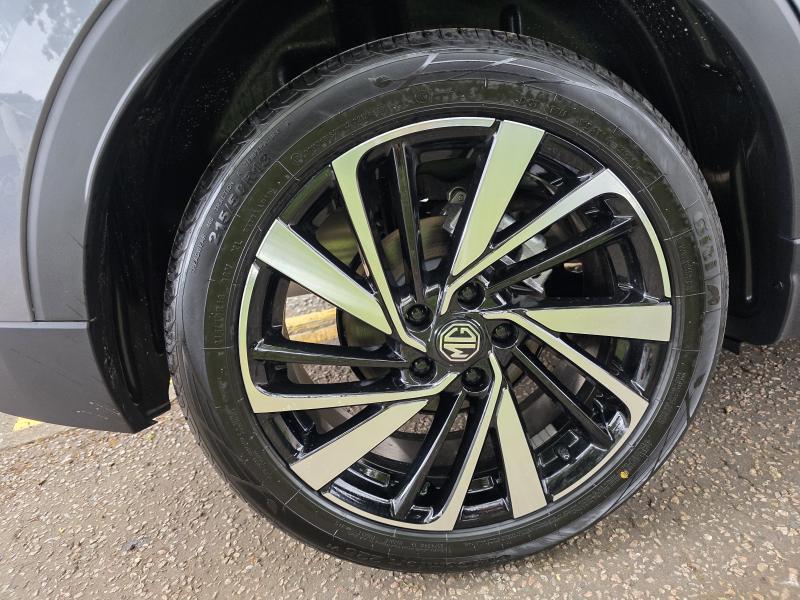 MG Motor UK ZS