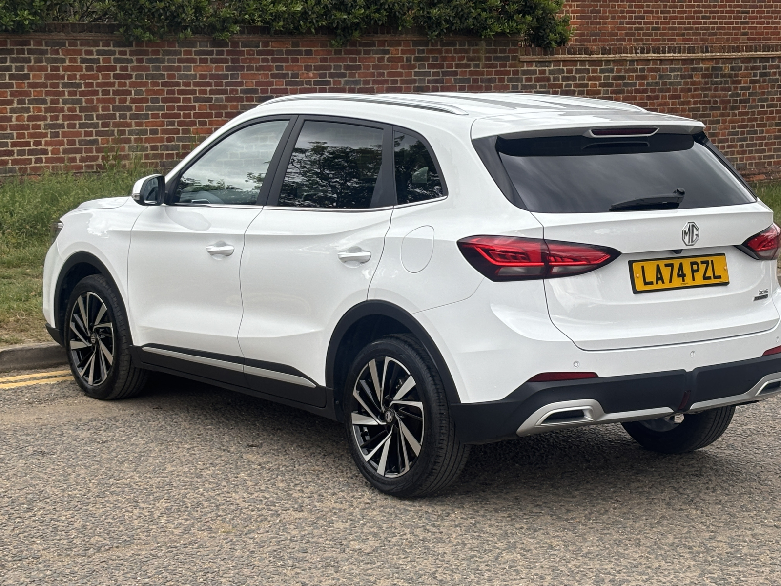 MG Motor UK ZS