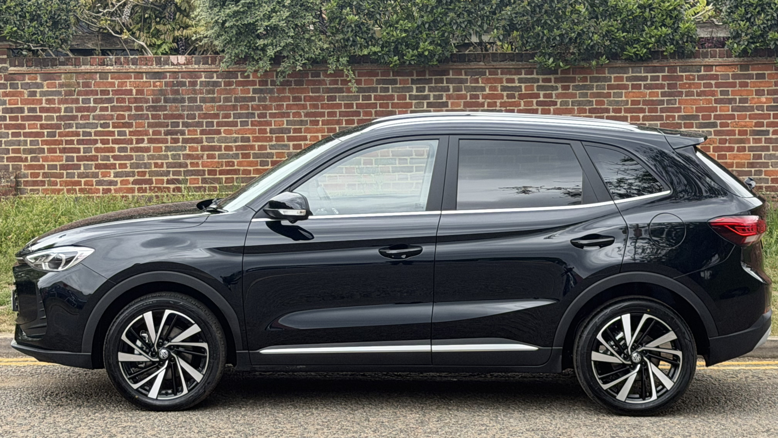 MG Motor UK ZS