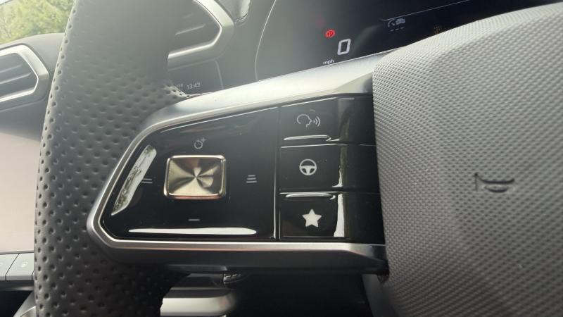 MG Motor UK ZS