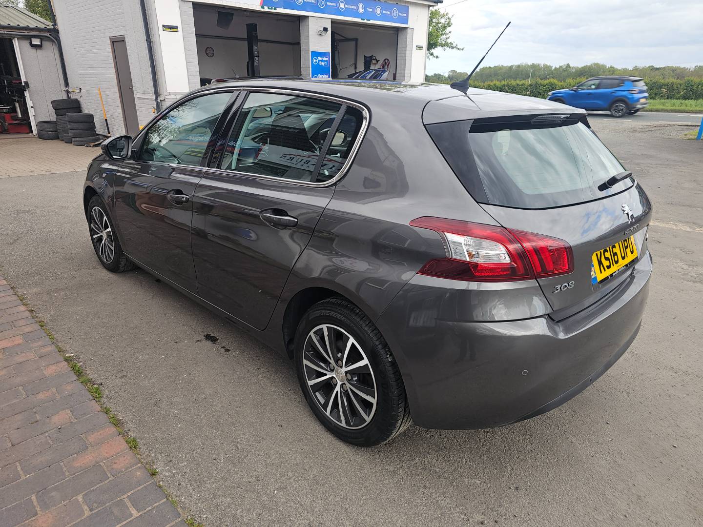 Peugeot 308