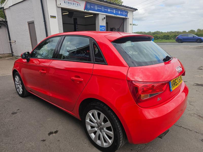 Audi A1