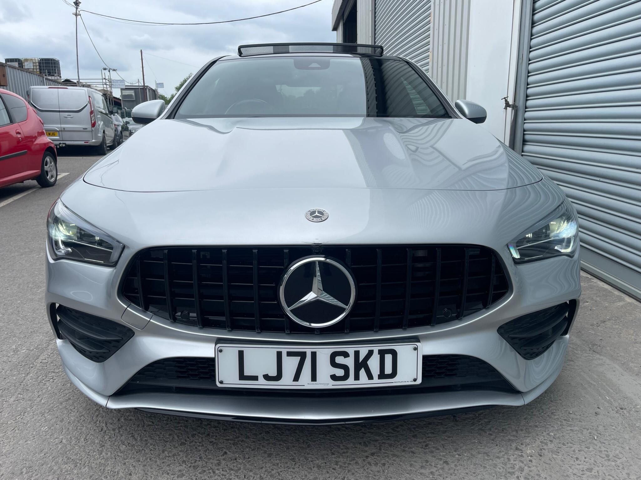 Mercedes-Benz CLA