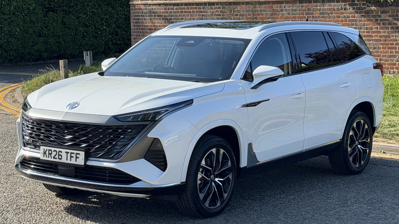 MG Motor UK MGS9
