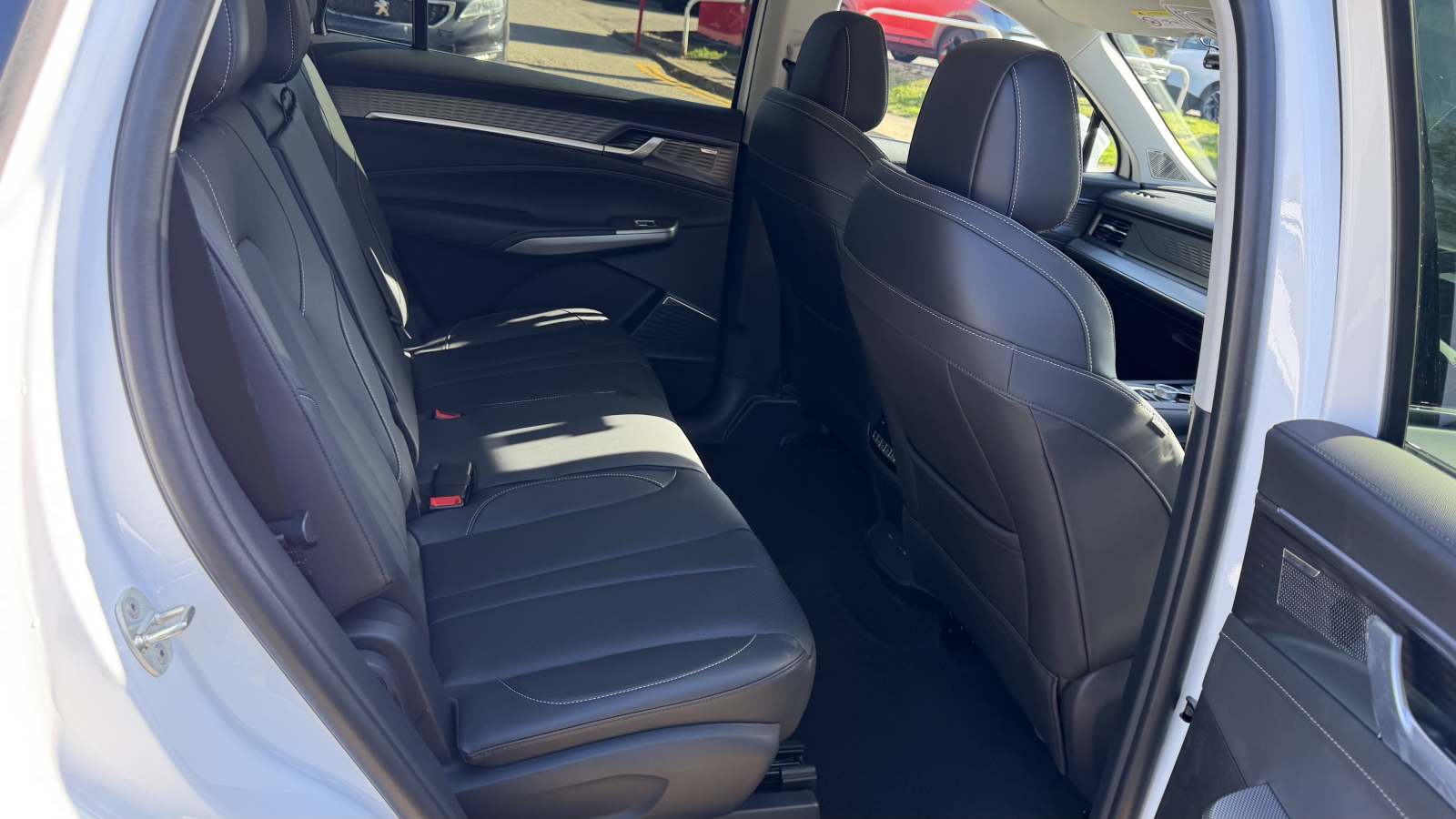 MG Motor UK MGS9