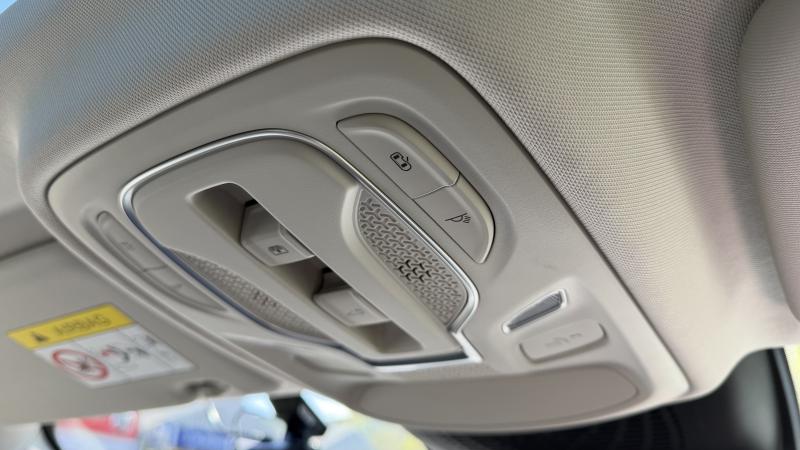 MG Motor UK MGS9