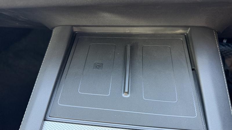 MG Motor UK MGS9