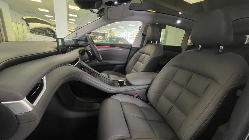 MG Motor UK IM6