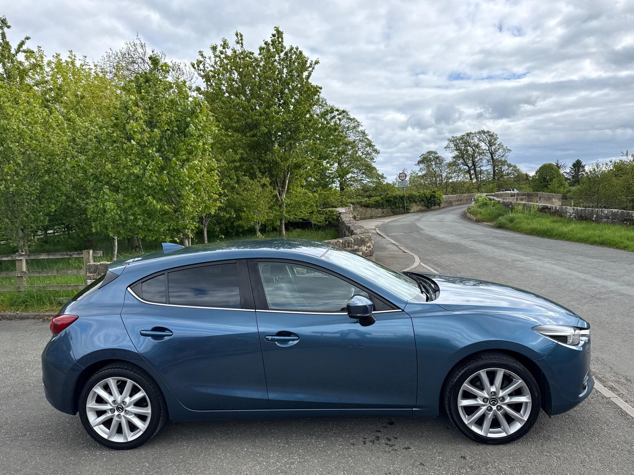 Mazda Mazda3