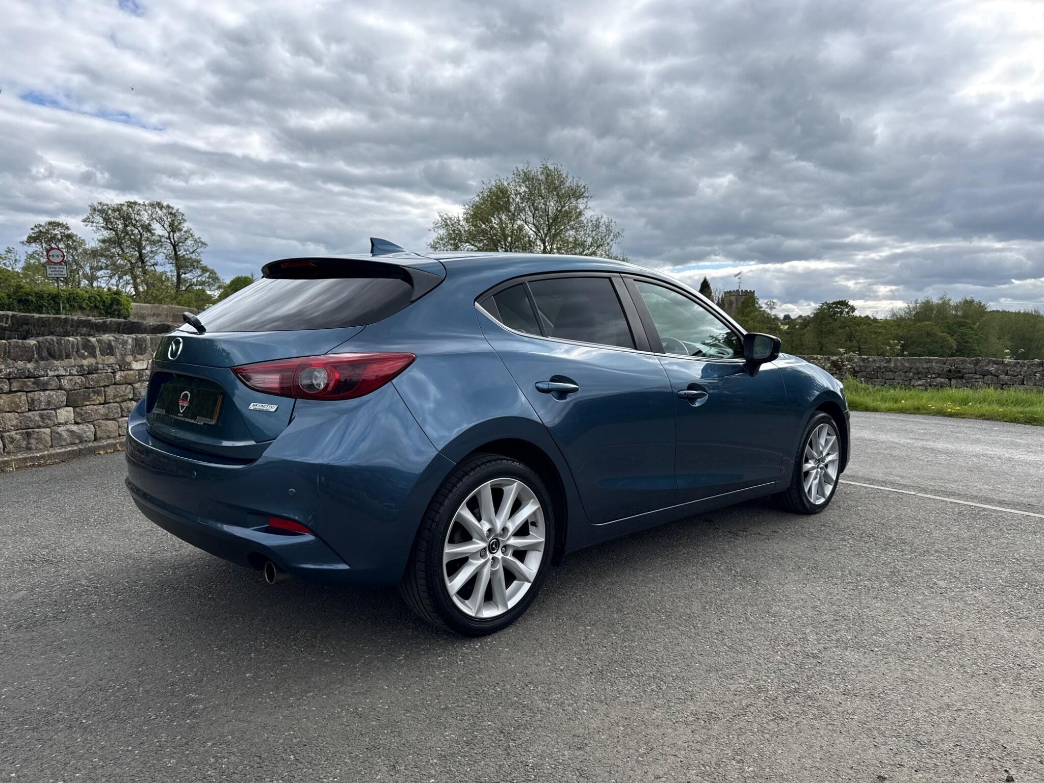 Mazda Mazda3