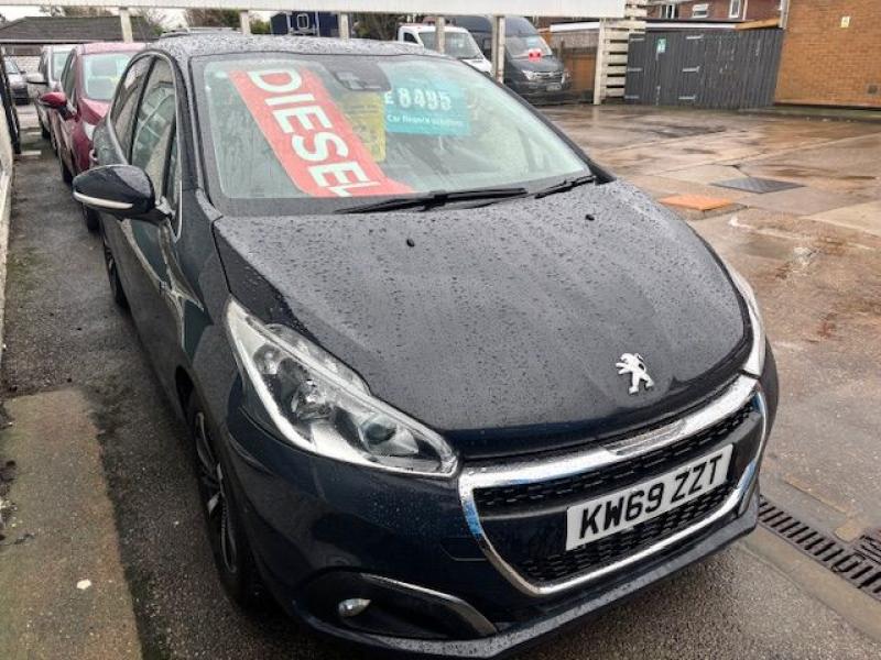 Peugeot 208