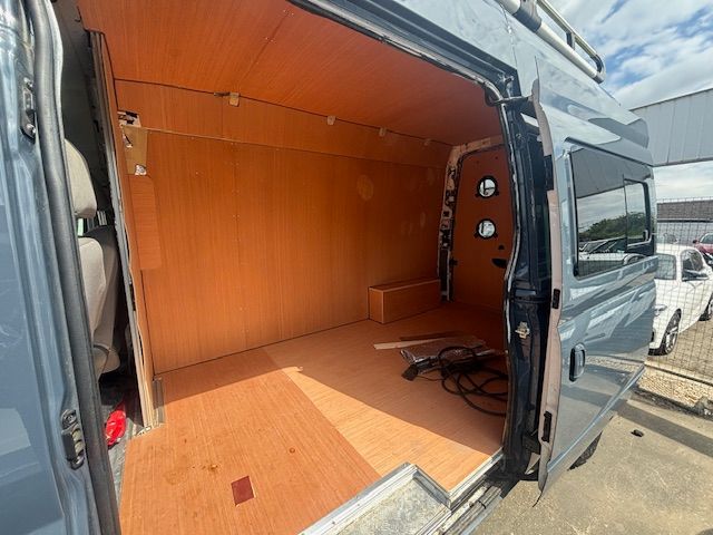 Maxus eDeliver 9