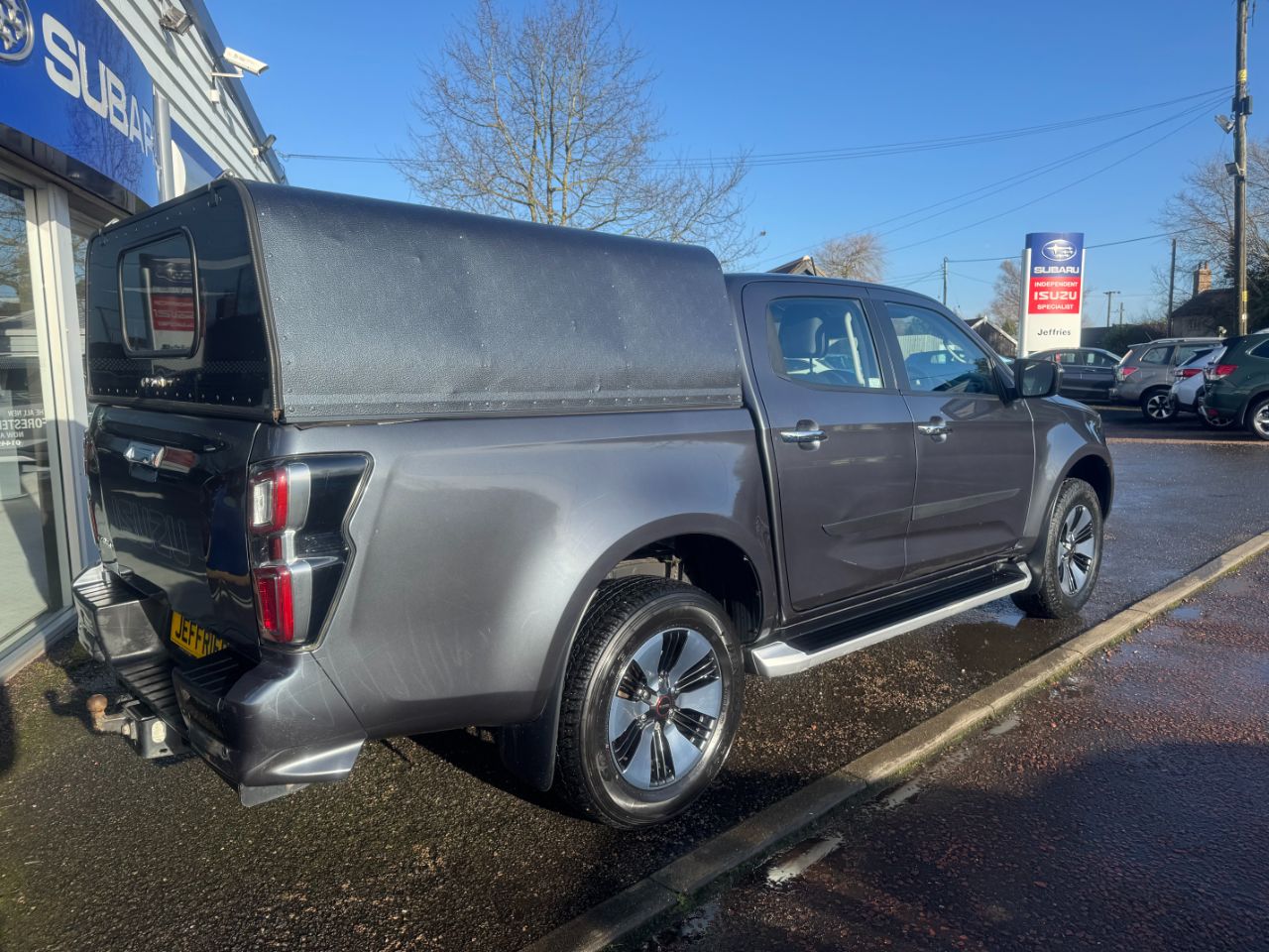 Isuzu D-Max