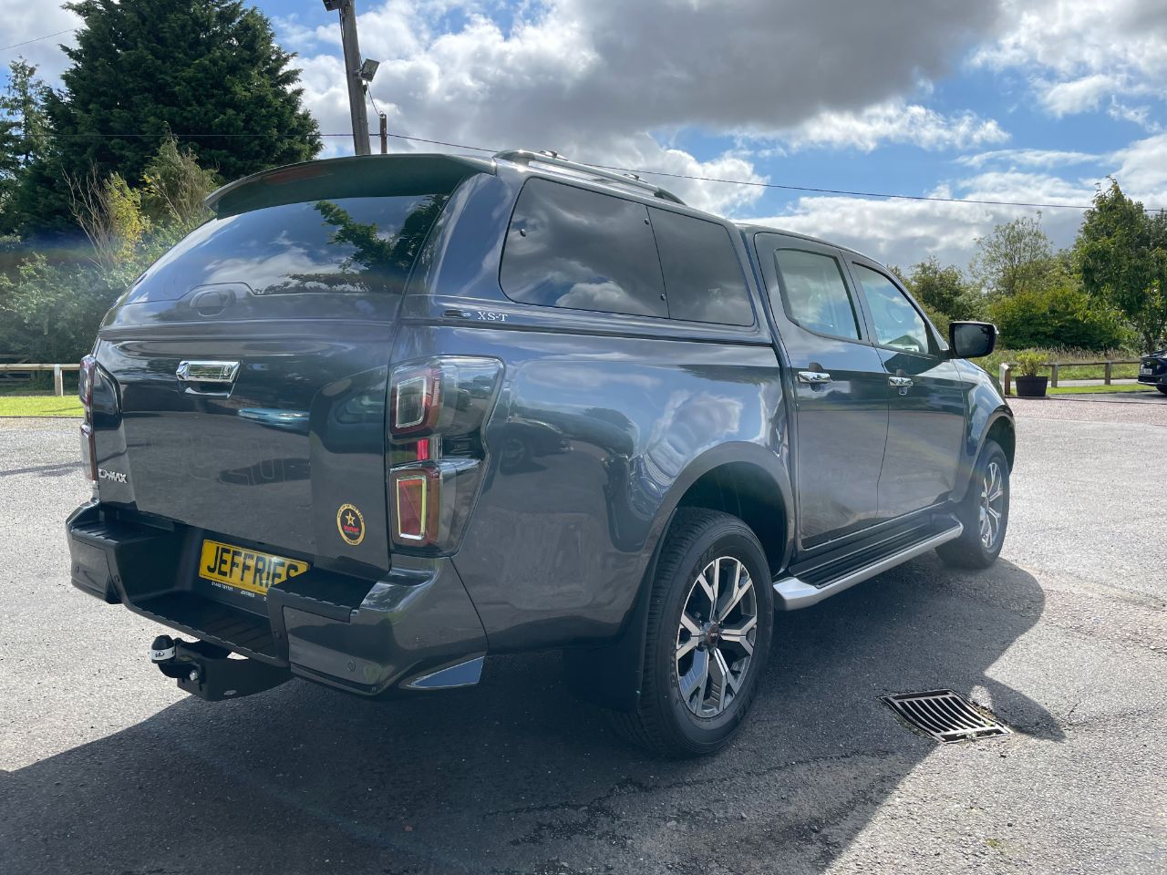Isuzu D-Max