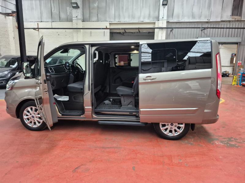 Ford Tourneo Custom