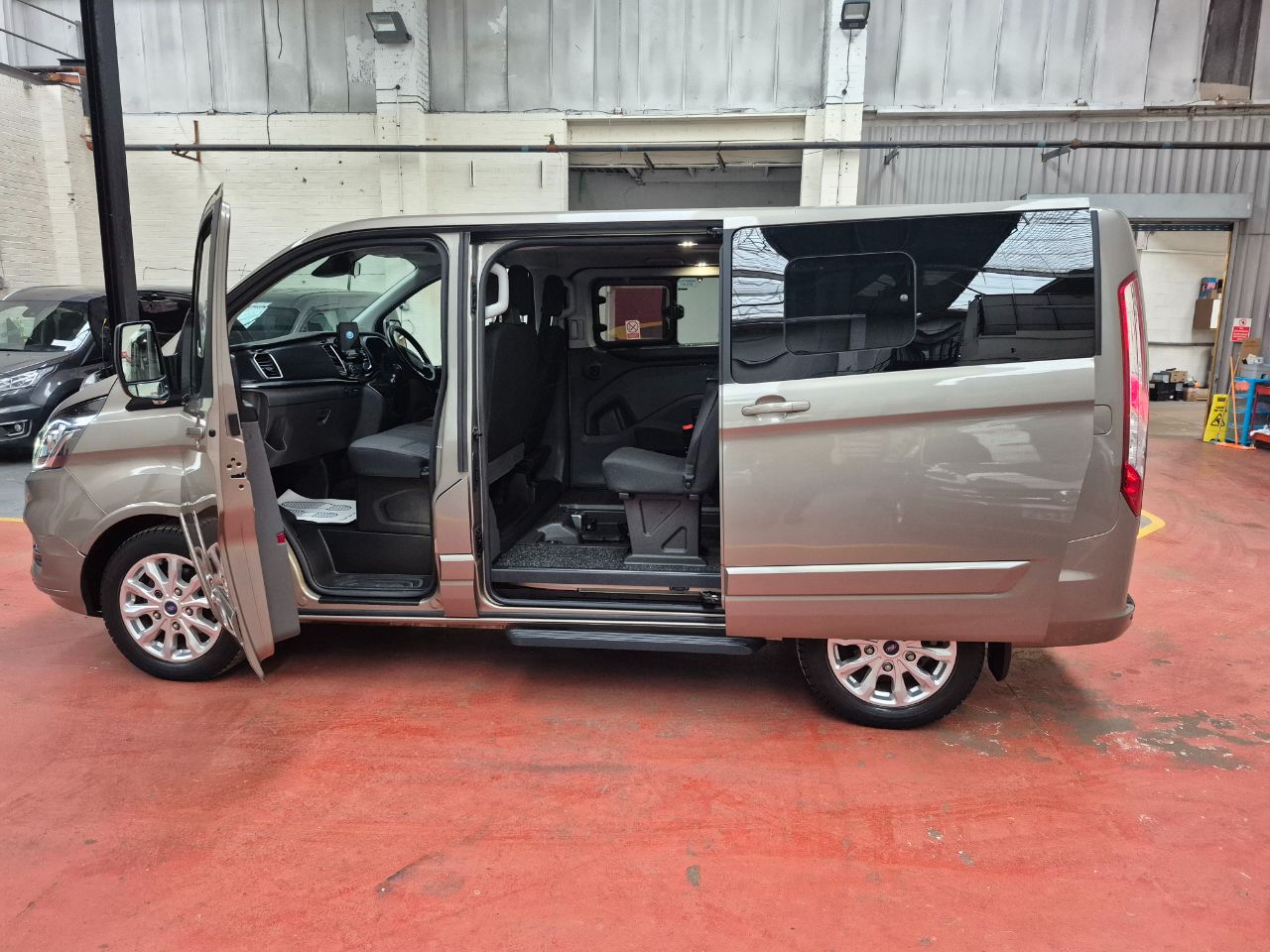 Ford Tourneo Custom