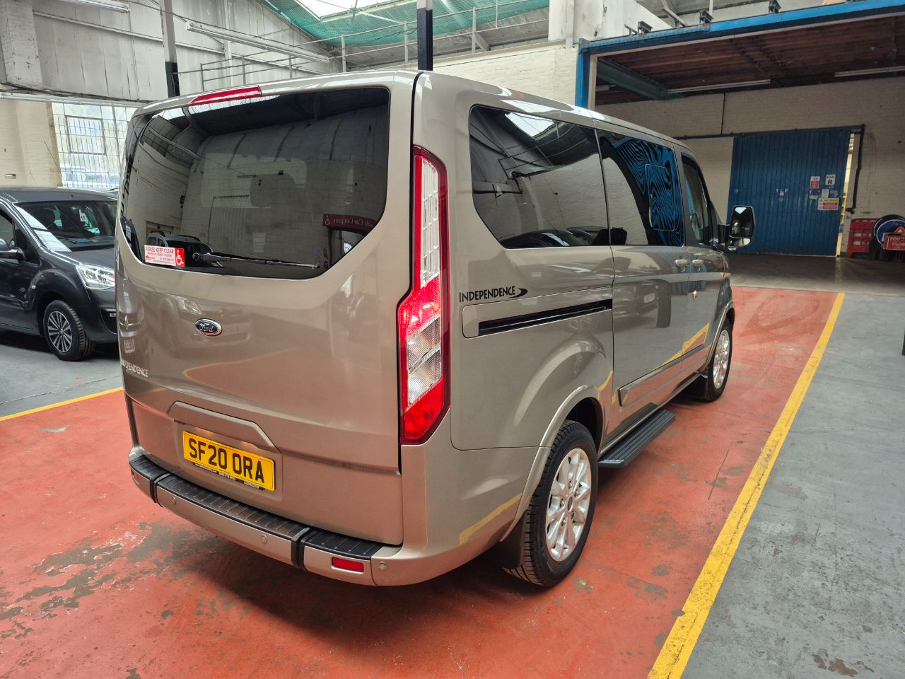 Ford Tourneo Custom