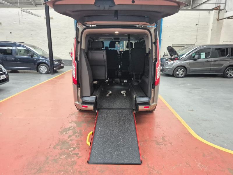 Ford Tourneo Custom
