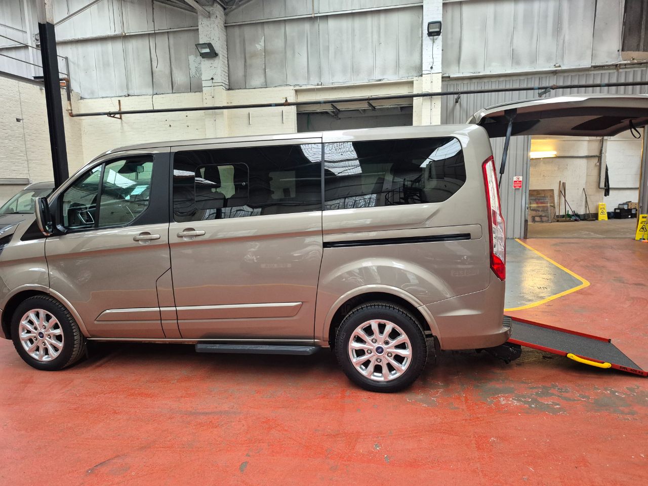 Ford Tourneo Custom
