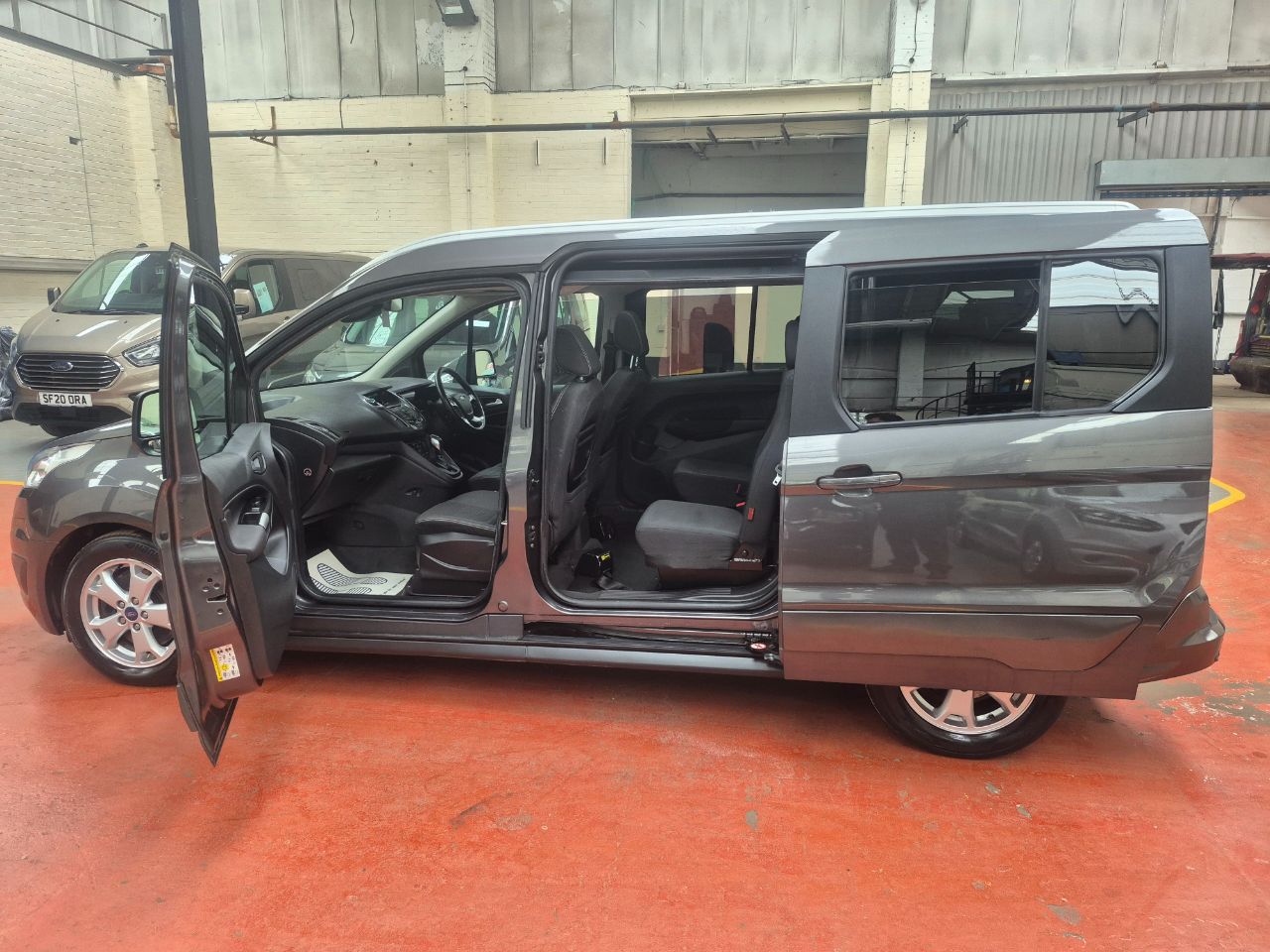 Ford Grand Tourneo Connect