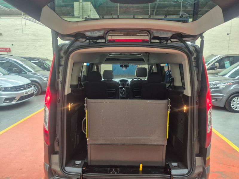 Ford Grand Tourneo Connect