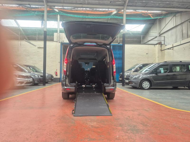 Ford Grand Tourneo Connect