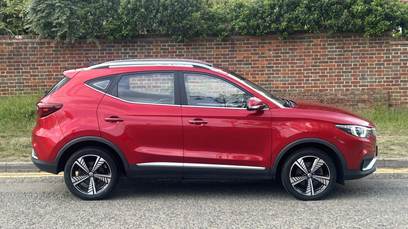 MG Motor UK ZS