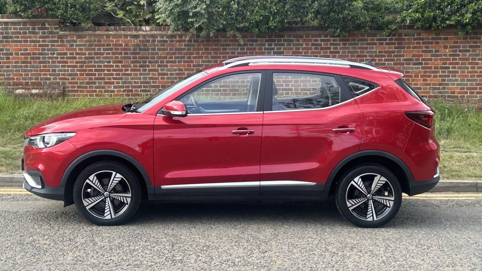 MG Motor UK ZS