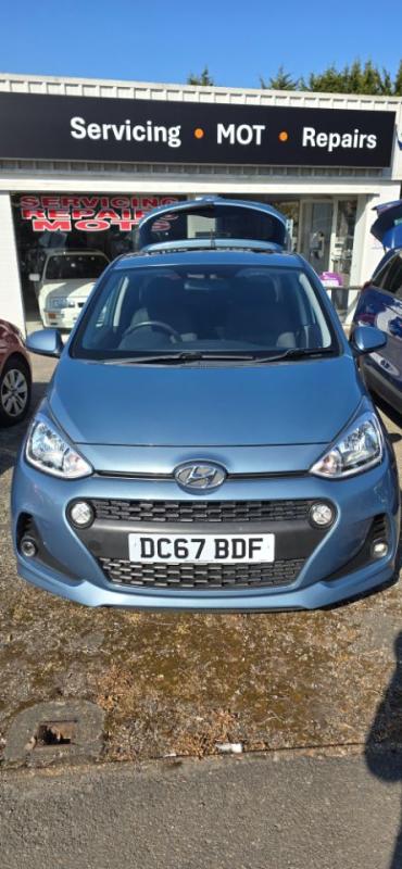 Hyundai i10