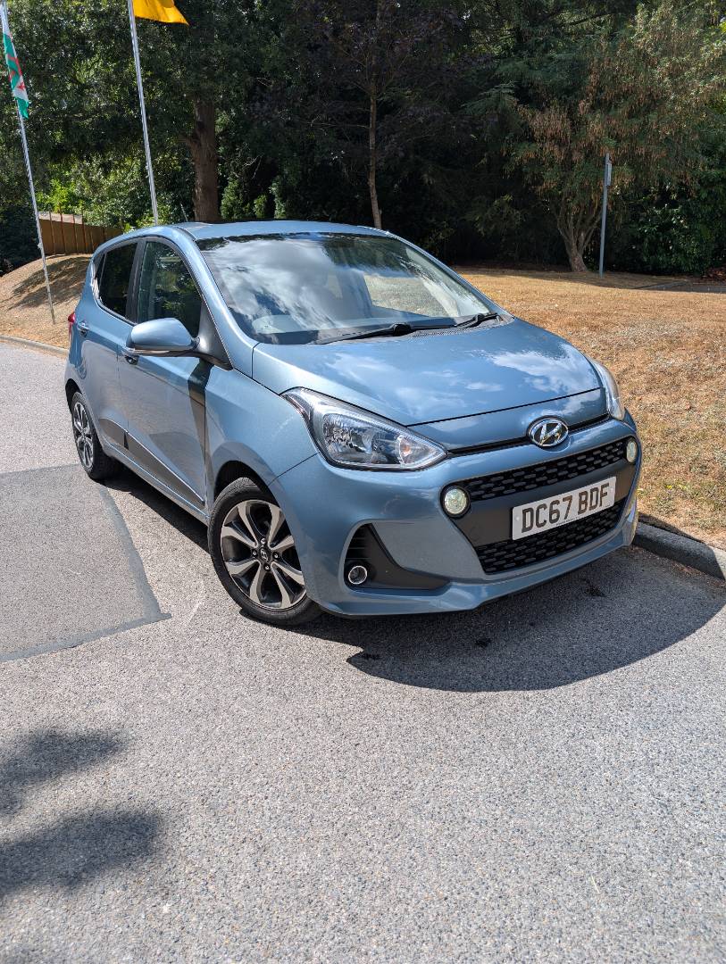 Hyundai i10