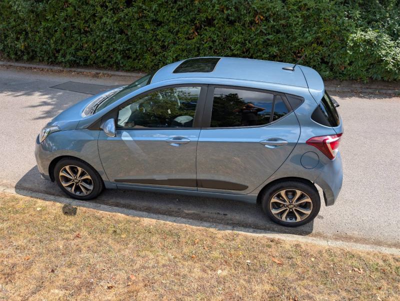 Hyundai i10