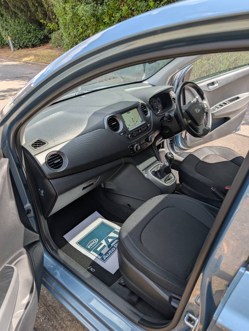Hyundai i10