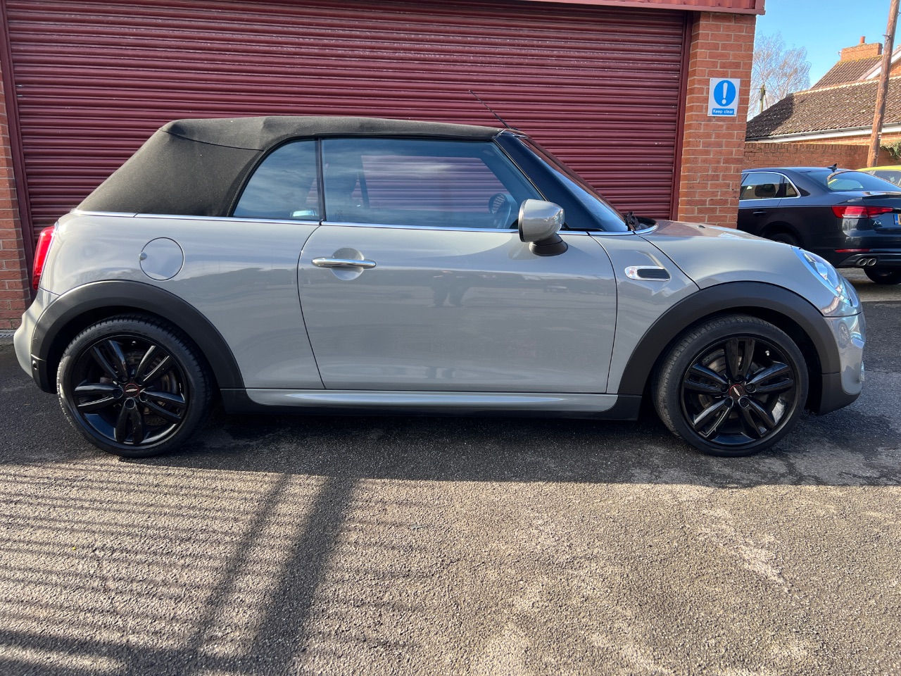 Mini Convertible