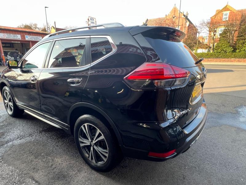 Nissan X Trail