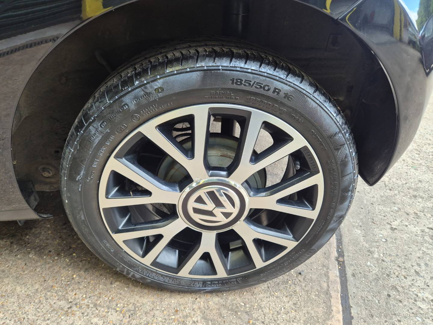 Volkswagen Up