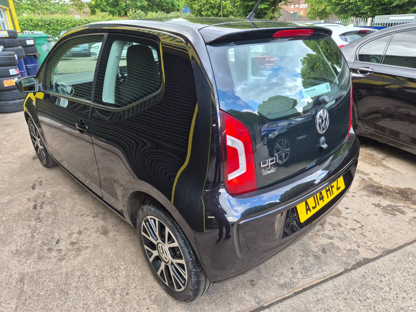Volkswagen Up