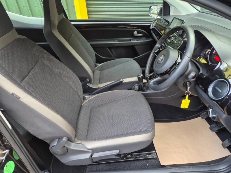 Volkswagen Up